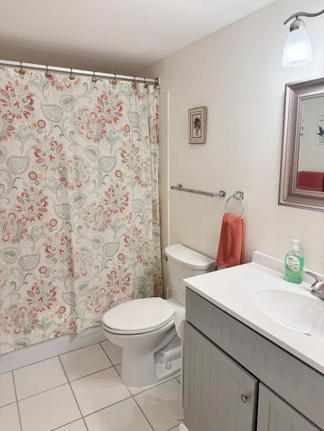 Unit 8-6 photo 11