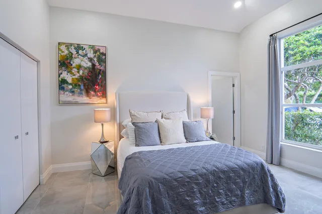 Residence photo 22