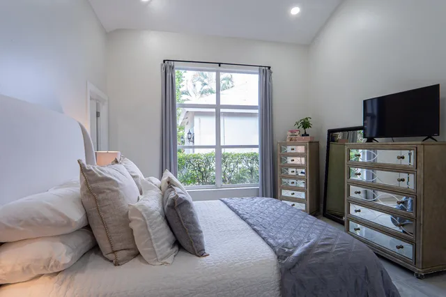 Residence photo 23
