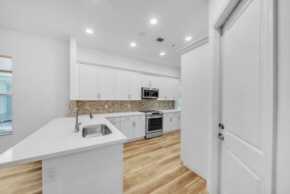  Unit 11 photo 12