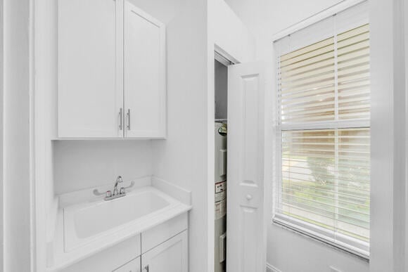  Unit 11 photo 20