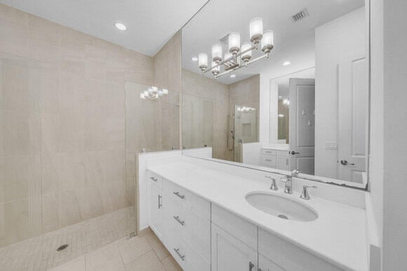  Unit 11 photo 33