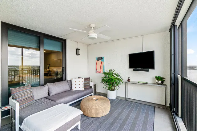 3420 S Ocean Unit 14x photo 21
