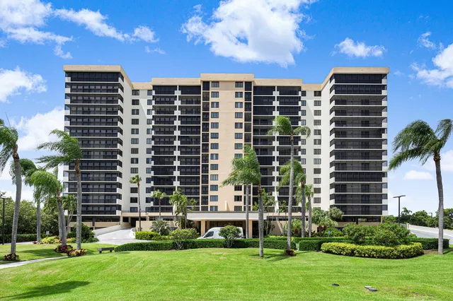 3420 S Ocean Unit 14x photo 28