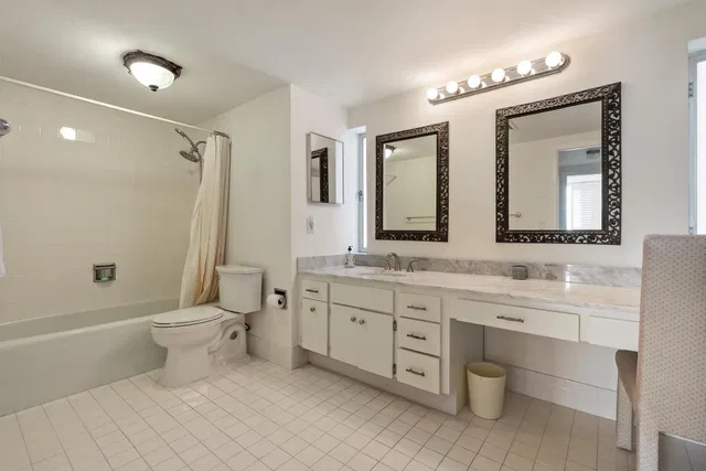  Unit 612 photo 22