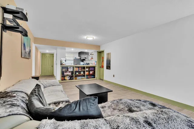 Unit 106 photo 27