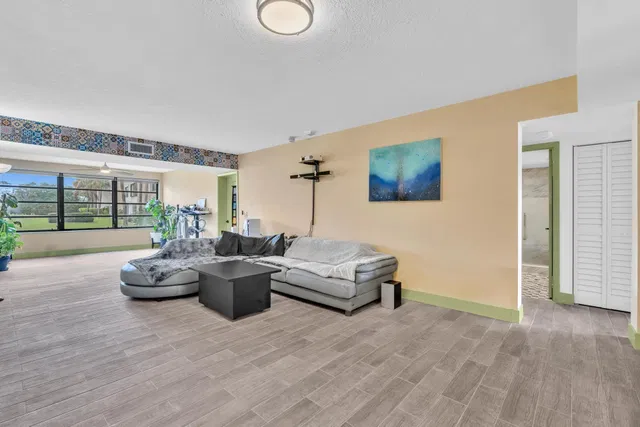 Unit 106 photo 32