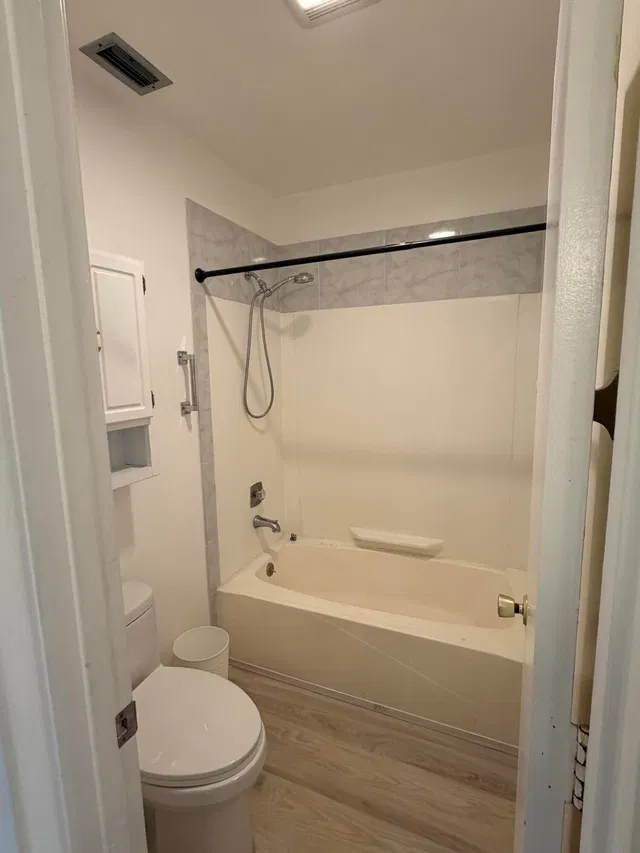Unit 202 photo 31