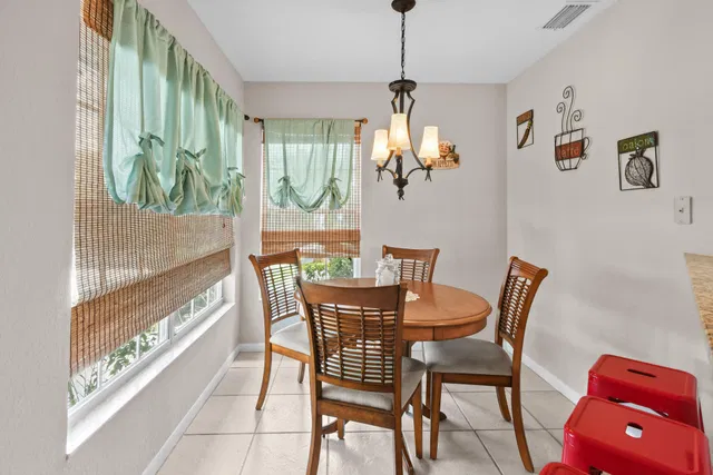 Residence photo 14