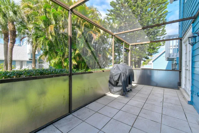 Residence photo 37
