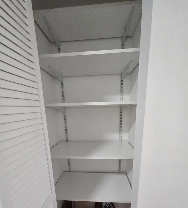 Unit C photo 11