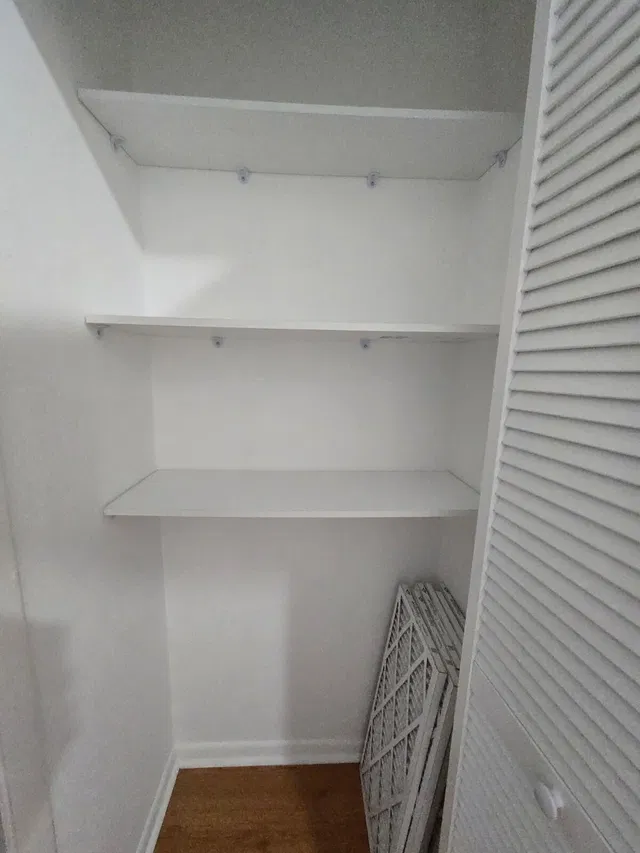 Unit C photo 12