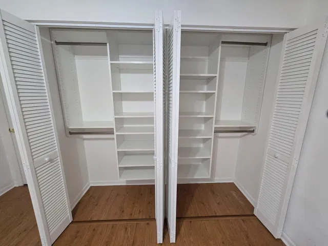 Unit C photo 26