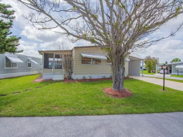 Residence photo 2