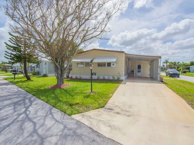 Residence photo 5