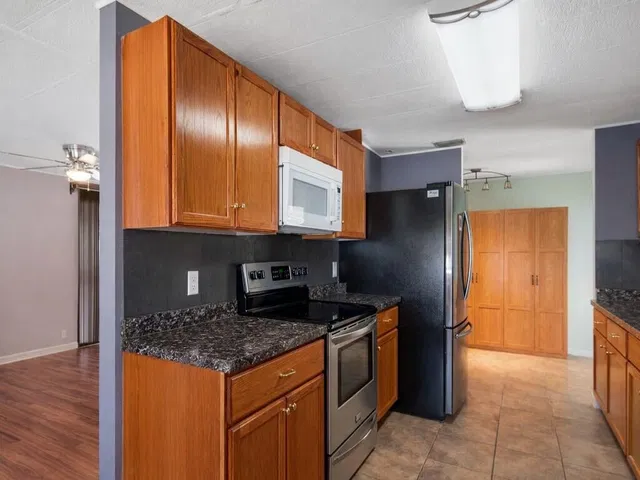 Residence photo 15
