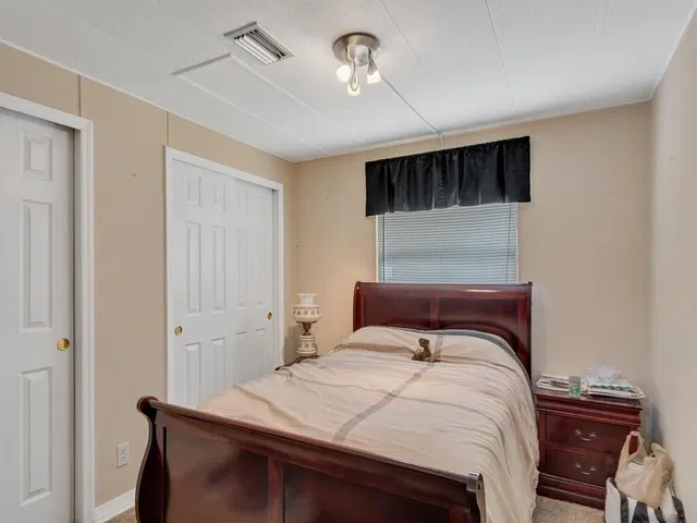 Residence photo 23