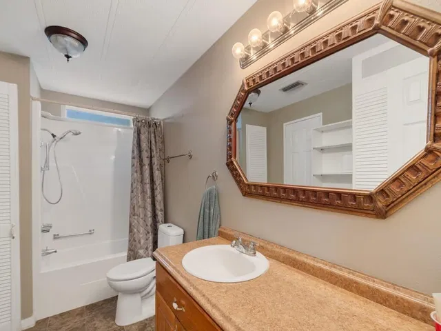 Residence photo 24