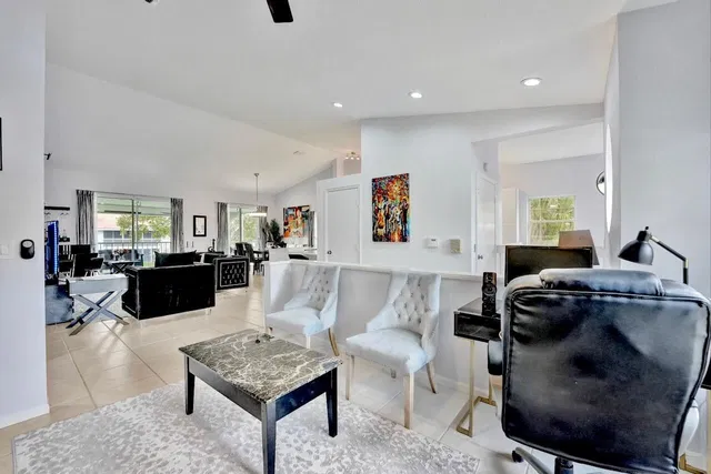 Unit 202 photo 17