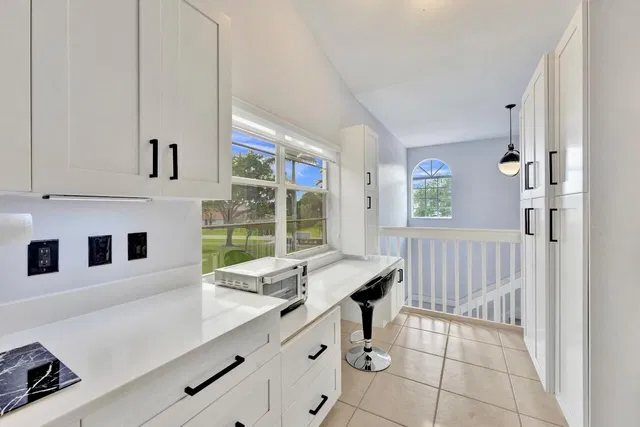 Unit 202 photo 32