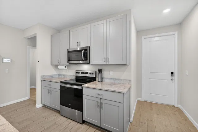 Residence photo 6