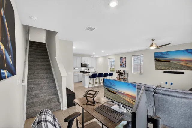 Residence photo 22
