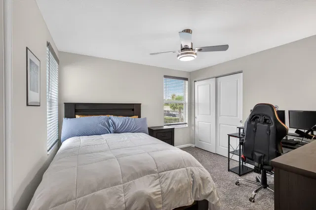 Residence photo 35
