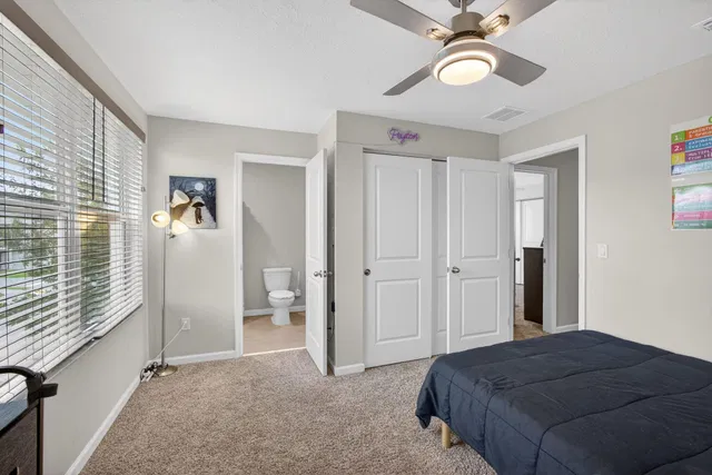 Residence photo 36