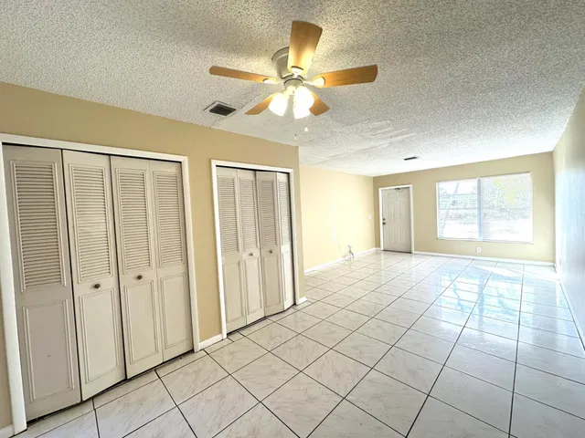 Unit 3365 photo 8