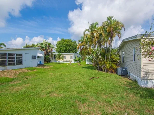 Residence photo 37