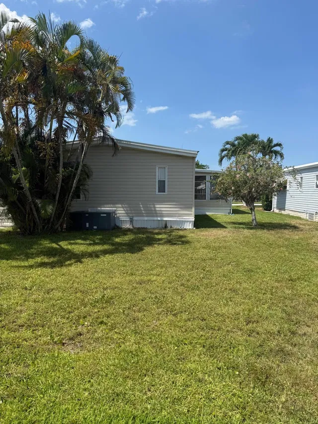 Residence photo 39