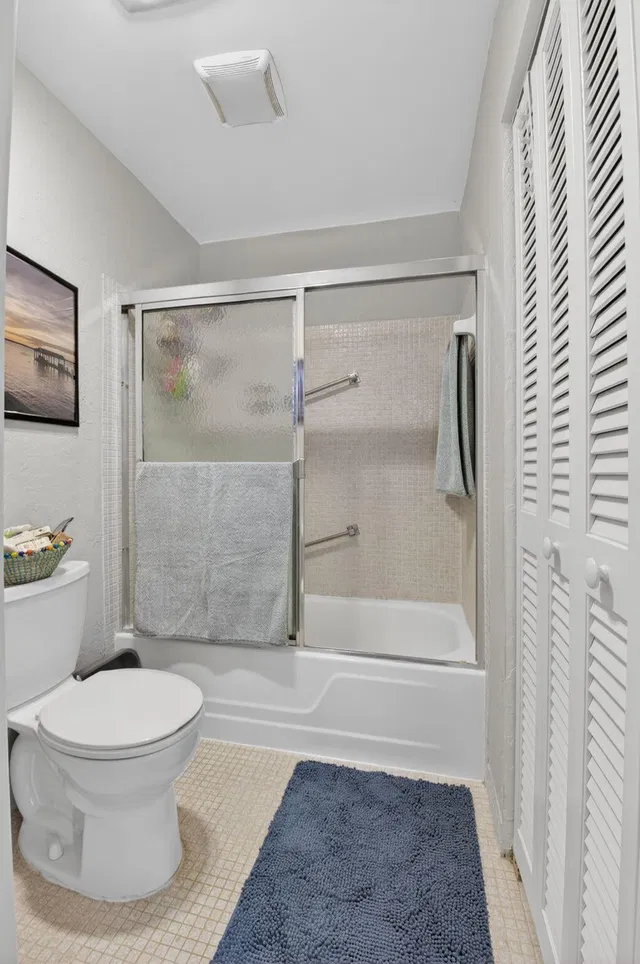  Unit H photo 35