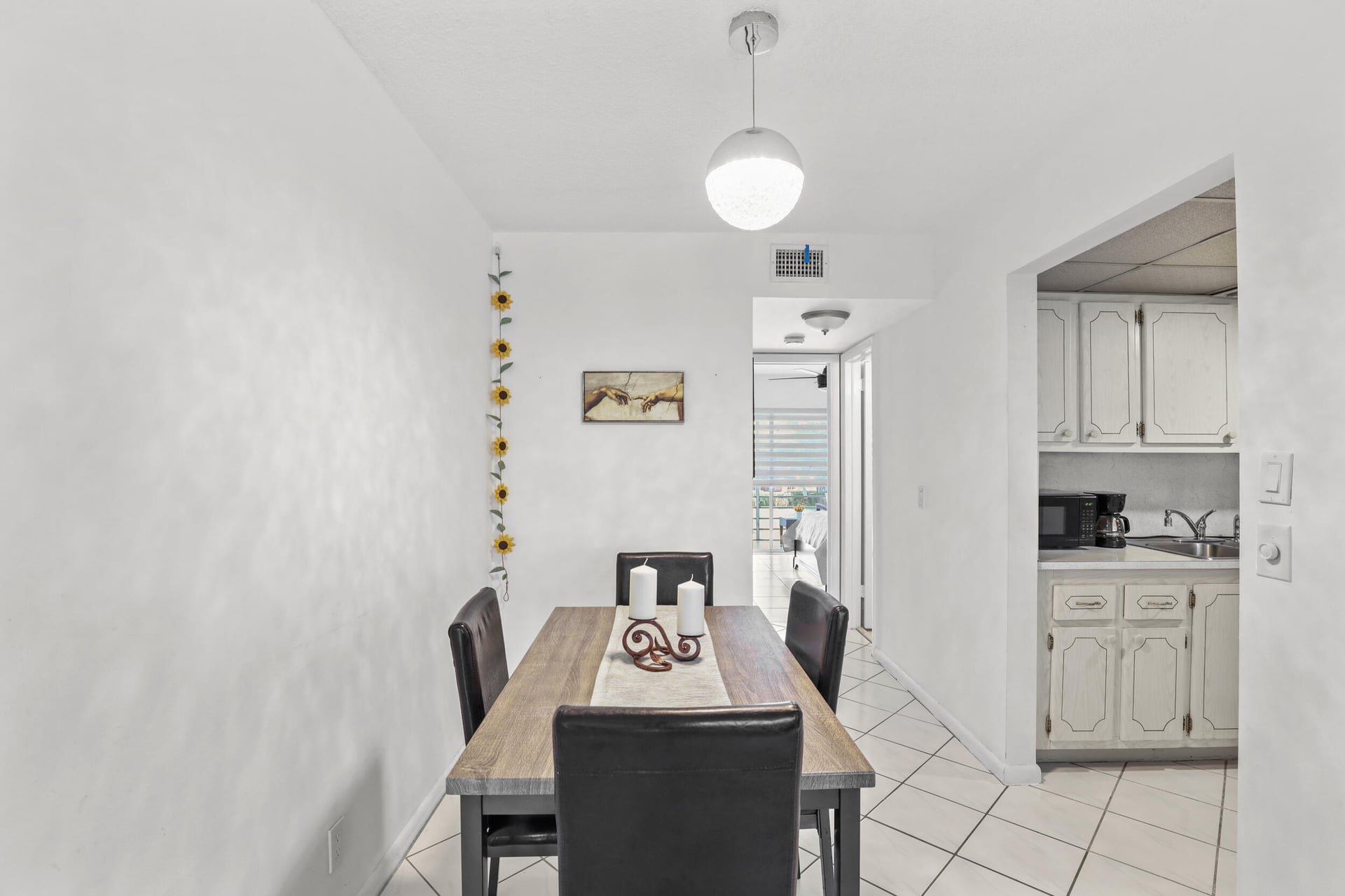  Residence photo 6