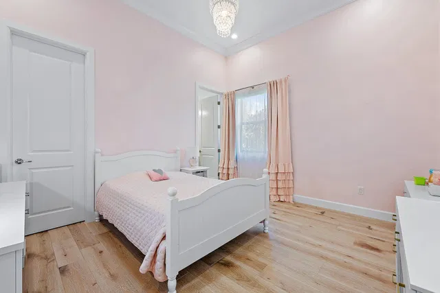  Residence photo 34