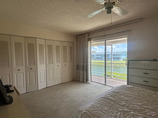Residence photo 4