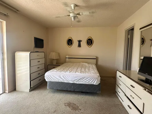 Residence photo 5