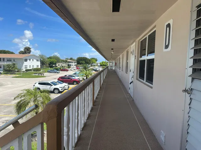 Residence photo 14