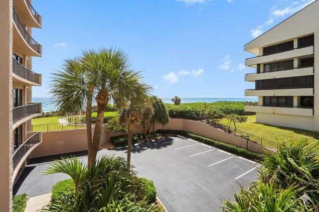 Singer Island Unit 1-203 photo 17