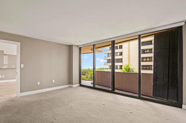 Singer Island Unit 1-203 photo 19