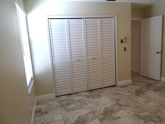 Residence photo 19