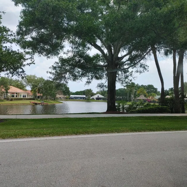 Residence photo 25