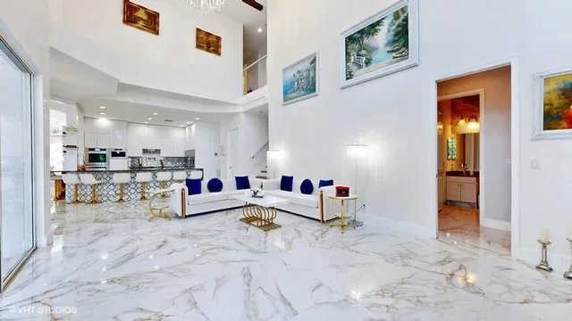 Residence photo 15