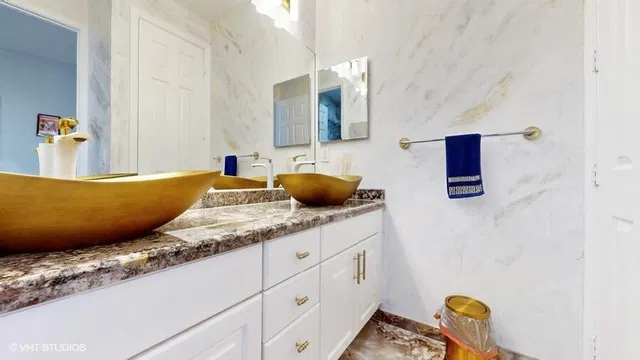 Residence photo 20