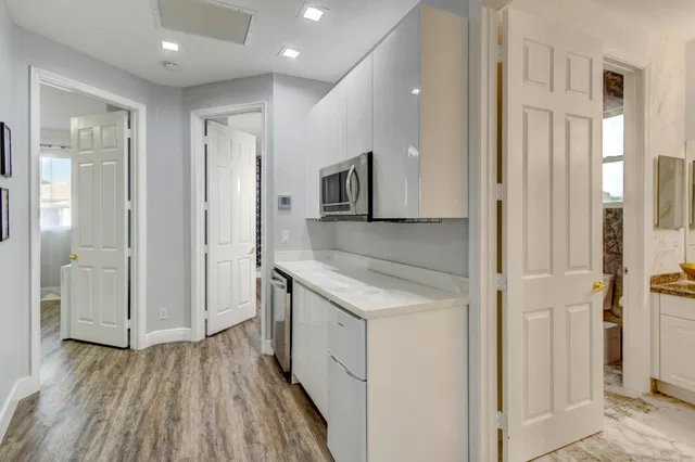 Residence photo 46