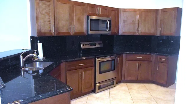  Residence photo 10
