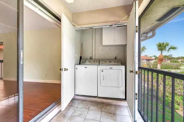  Unit 207 photo 23