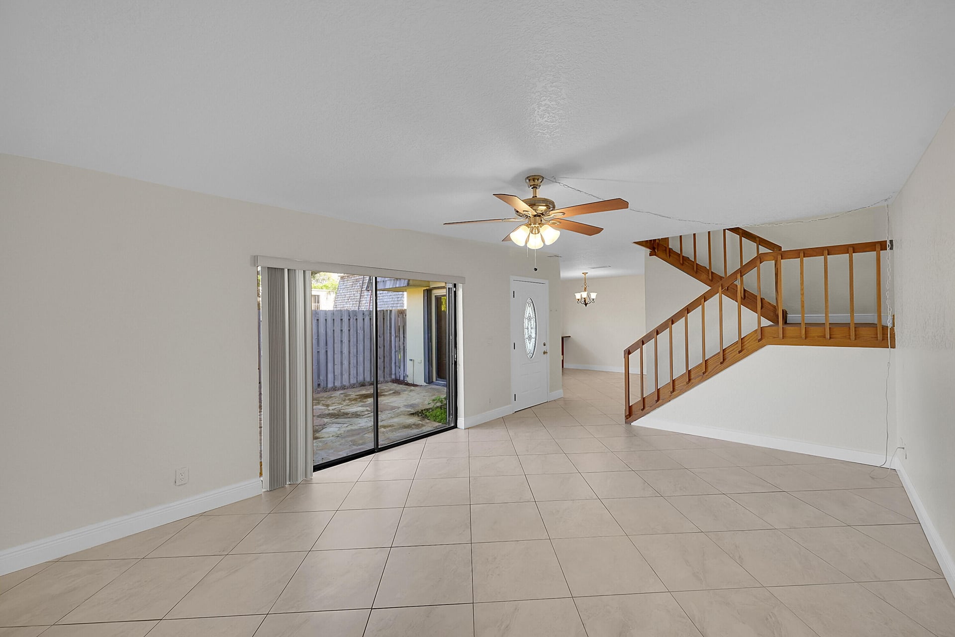  Residence photo 7