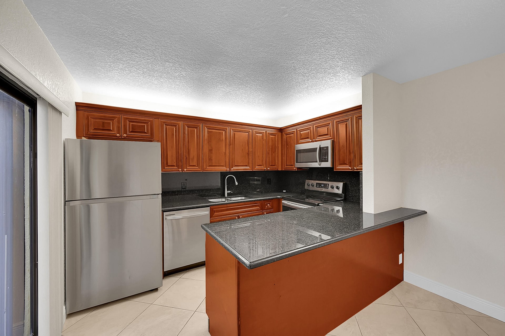  Residence photo 12