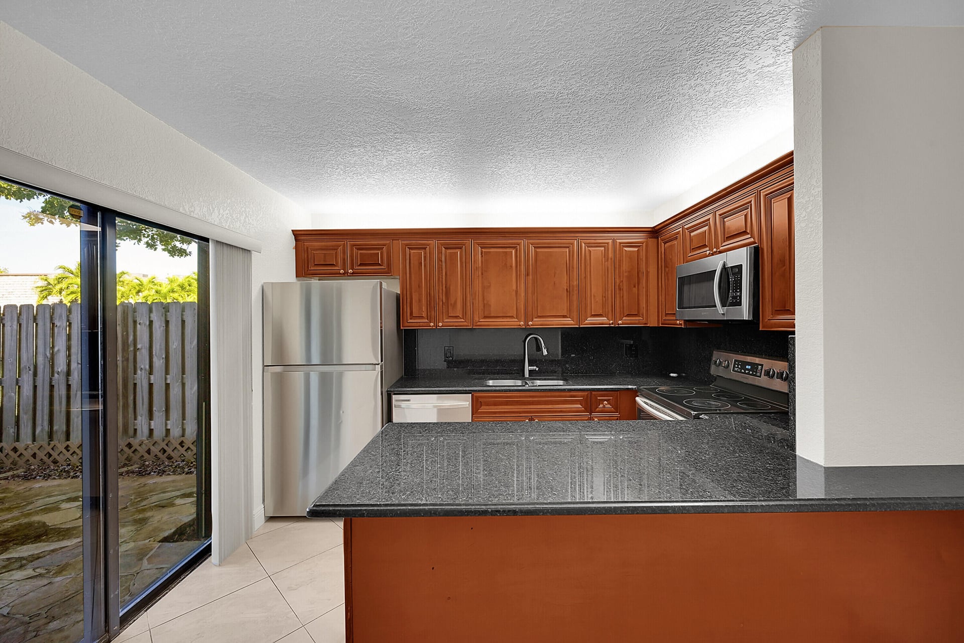  Residence photo 15