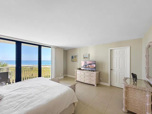 Tiara Singer Island Unit 4 F photo 11